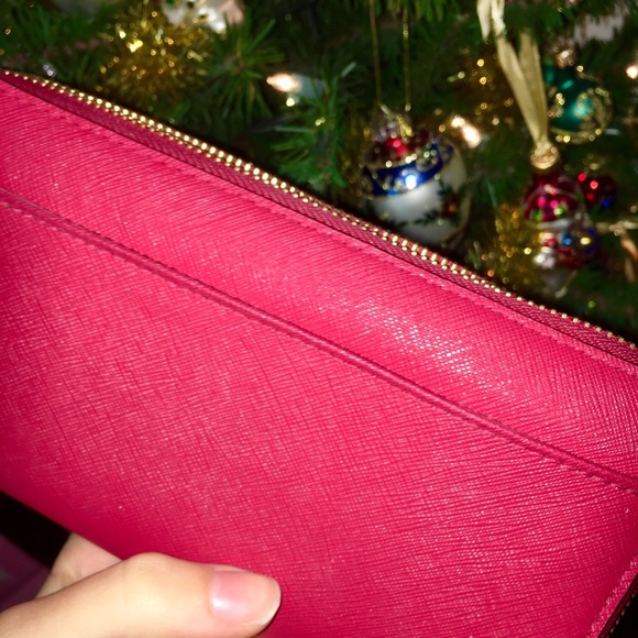 KATE SPADE RED WALLET - Picture 5 of 5